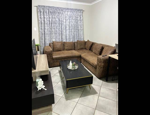 2 BEDROOM HOUSE FOR SALE IN WILFORDON